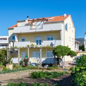 Apartmanok A Tenger Mellett Kastel Stafilic, Kastela - 21145 Kaštel Štafilić