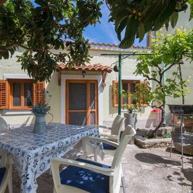 Apartmanok Parkolóhellyel Veli Losinj, Losinj - 21185 Veli Lošinj