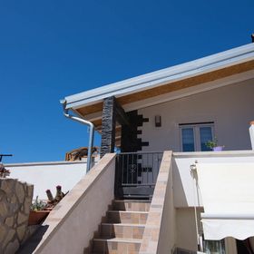 Apartmanok Parkolóhellyel Veli Losinj, Losinj - 21260 Veli Lošinj