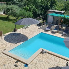 Apartmanok Családok Részére Medencével Kastel, Sredisnja Istra - 21309 Kaštel