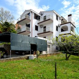 Apartmanok Parkolóhellyel Njivice, Krk - 21326 Njivice