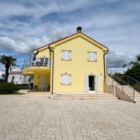 Apartmanok Parkolóhellyel Malinska, Krk - 21373 Malinska