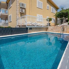 Apartmanok Medencével Trogir - 21466