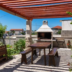 Apartmanok Parkolóhellyel Vir - 21482