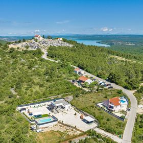 Luxusvilla Medencével Sibenik - 21484 Šibenik