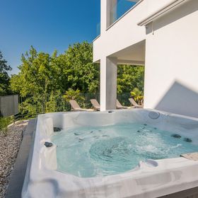 Apartmanok Parkolóhellyel Njivice, Krk - 21493 Njivice