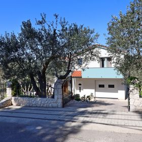 Apartmanok Parkolóhellyel Mundanije, Rab - 21543 Mundanije