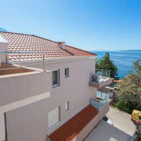 Apartmanok A Tenger Mellett Pisak, Omis - 21568 Pisak