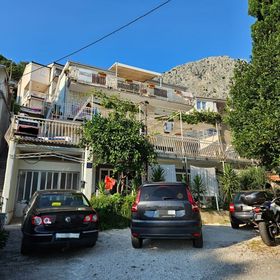 Apartmanok A Tenger Mellett Omis - 21590 Omiš