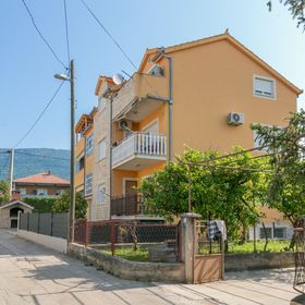 Apartmanok Parkolóhellyel Kastel Kambelovac, Kastela - 21645 Kaštel Kambelovac