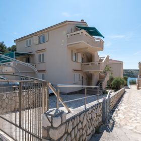 Apartmanok A Tenger Mellett Stara Novalja, Pag - 21662 Stara Novalja