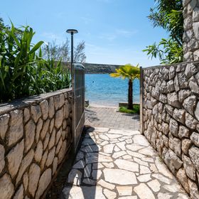 Apartmanok A Tenger Mellett Stara Novalja, Pag - 21662 Stara Novalja