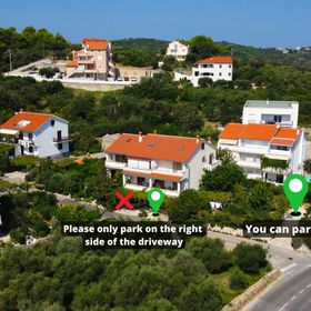 Apartmanok és Szobák Parkolóhellyel Palit, Rab - 21755 Palit