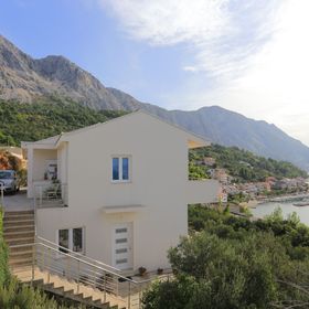 Apartmanok A Tenger Mellett Podgora, Makarska - 21817 Podgora
