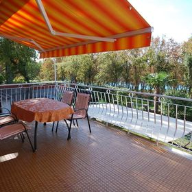 Apartmanok A Tenger Mellett Njivice, Krk - 21870 Njivice