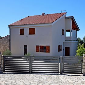 Apartmanok Parkolóhellyel Lun, Pag - 21905 Lun