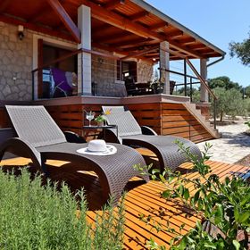 Apartmanok Parkolóhellyel Lun, Pag - 21905 Lun