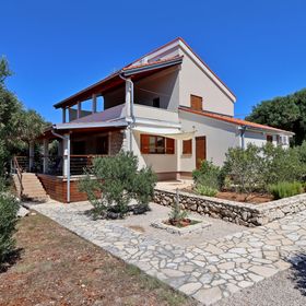 Apartmanok Parkolóhellyel Lun, Pag - 21905 Lun