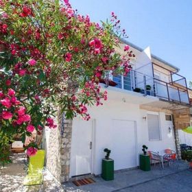 Apartmanok A Tenger Mellett Okrug Gornji, Ciovo - 21985 Okrug Gornji