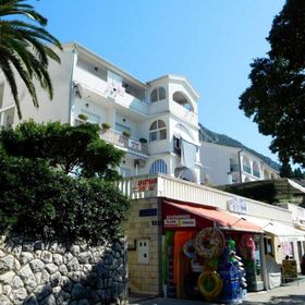 Apartmanok és Szobák A Tenger Mellett Gradac, Makarska - 21986 Gradac