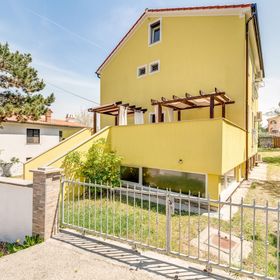 Apartmanok Parkolóhellyel Baska, Krk - 22048 Baška