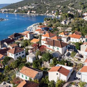 Ház Családok Részére Medencével A Tenger Mellett Drvenik Veliki, Drvenik - 22085 Drvenik Veliki