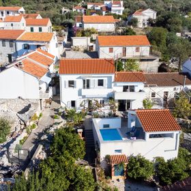 Ház Családok Részére Medencével A Tenger Mellett Drvenik Veliki, Drvenik - 22085 Drvenik Veliki