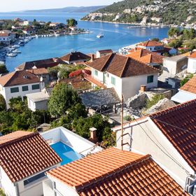 Ház Családok Részére Medencével A Tenger Mellett Drvenik Veliki, Drvenik - 22085 Drvenik Veliki