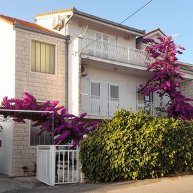 Apartmanok Parkolóhellyel Split - 22101