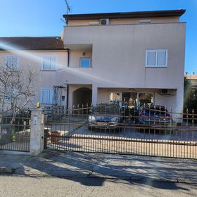 Apartmanok Parkolóhellyel Porec - 22124 Poreč