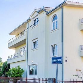 Apartmanok Parkolóhellyel Kastel Luksic, Kastela - 22141 Kaštel Lukšić