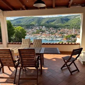 Apartmanok Parkolóhellyel Jelsa, Hvar - 22211 Jelsa