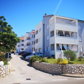 Apartmanok Parkolóhellyel Supetarska Draga - Gornja, Rab - 22213 Supetarska Draga - Gornja