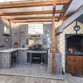 Apartmanok A Tenger Mellett Tucepi, Makarska - 22384 Tučepi