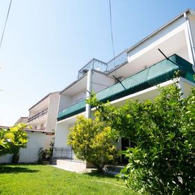 Apartmanok A Tenger Mellett Kastel Kambelovac, Kastela - 22444 Kaštel Kambelovac