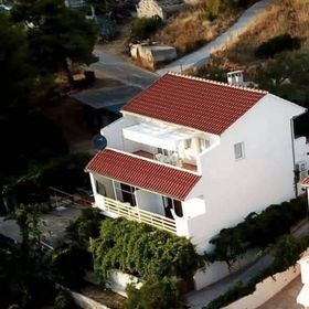 Apartmanok Parkolóhellyel Ivan Dolac, Hvar - 22459 Ivan Dolac