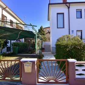 Apartmanok Parkolóhellyel Umag - 22482