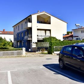 Apartmanok Parkolóhellyel Umag - 22521