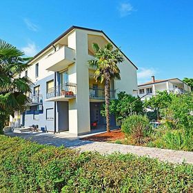 Apartmanok Parkolóhellyel Umag - 22521