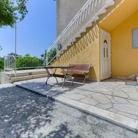 Apartmanok Parkolóhellyel Kastel Stari, Kastela - 22588 Kaštel Stari