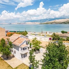 Apartmanok Parkolóhellyel Pag - 22609