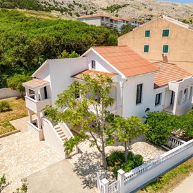 Apartmanok Parkolóhellyel Pag - 22609