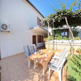 Apartmanok Parkolóhellyel Umag - 22622