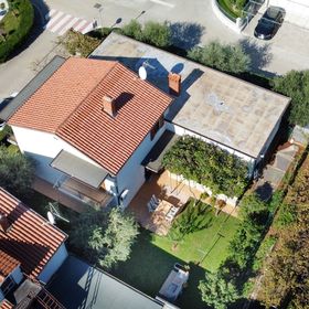 Apartmanok Parkolóhellyel Umag - 22622