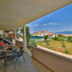 Nyaralóház A Tenger Mellett Slatine, Ciovo - 22643 Slatine