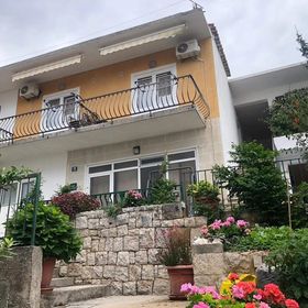 Apartmanok A Tenger Mellett Tucepi, Makarska - 22656 Tučepi