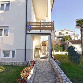 Apartmanok Parkolóhellyel Umag - 22680
