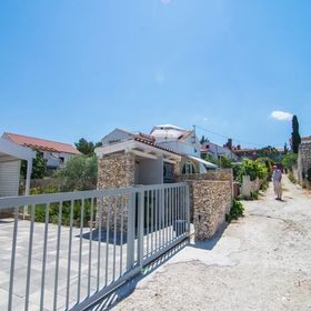 Apartmanok A Tenger Mellett Splitska, Brac - 22683 Splitska