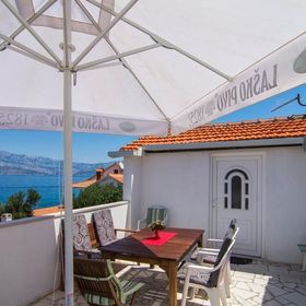 Apartmanok A Tenger Mellett Splitska, Brac - 22683 Splitska