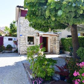 Nyaralóház Parkolóhellyel Zambratija, Umag - 22708 Zambratija